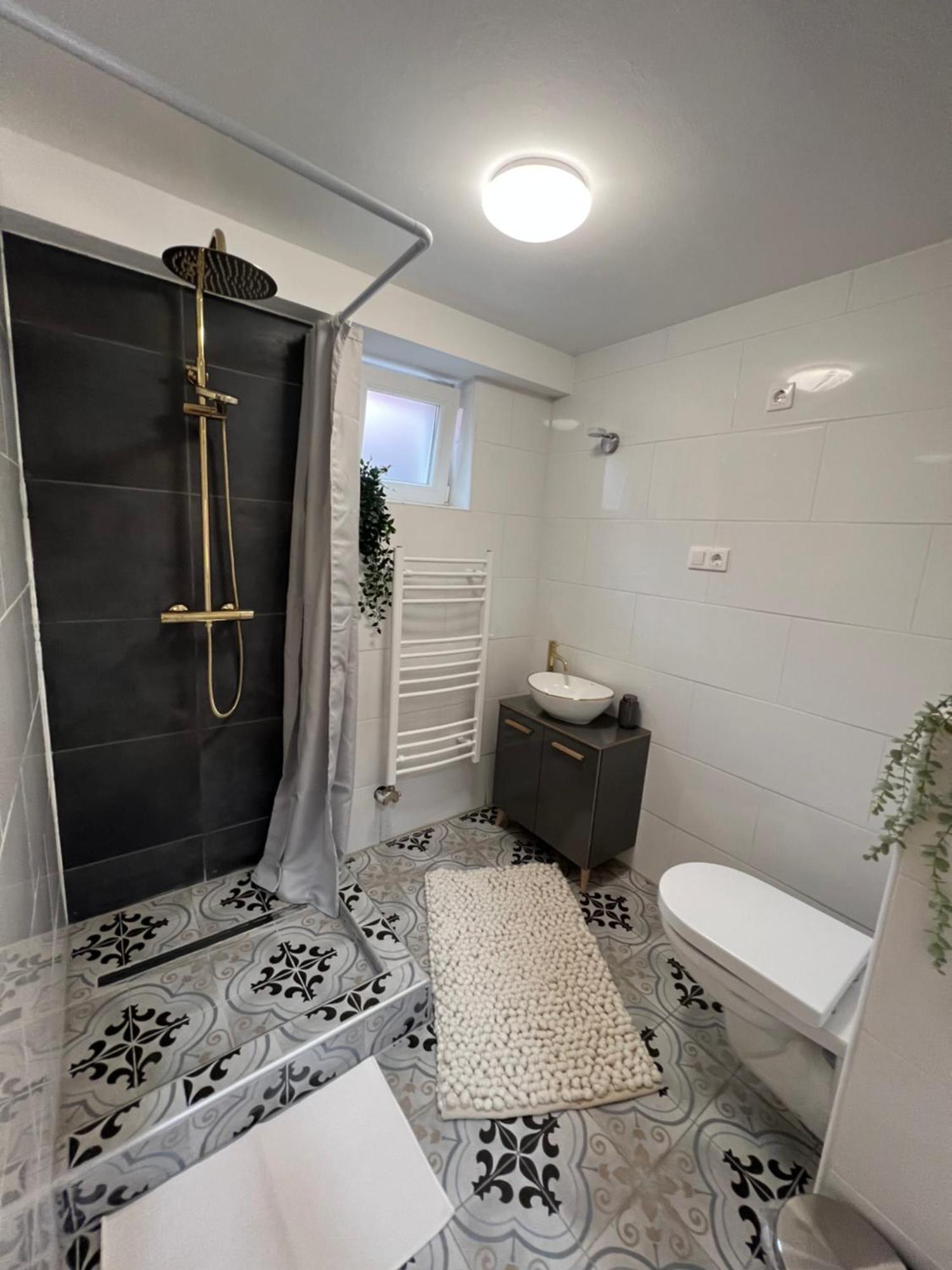 M3 Apartment