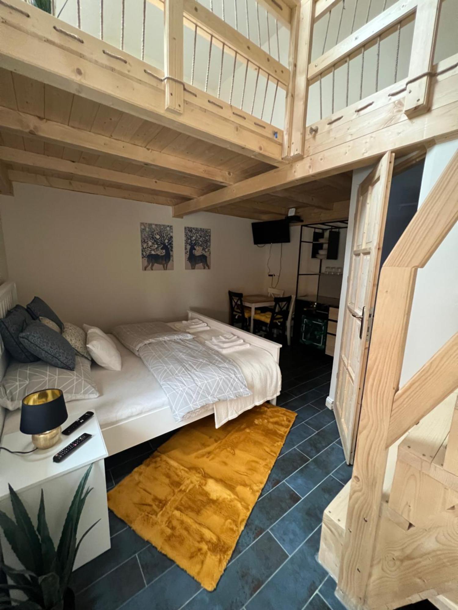 M3 Apartment *